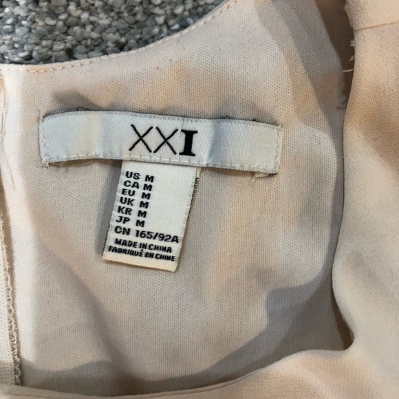 Taupe Short Flowing Dress - Picture 3 of 3